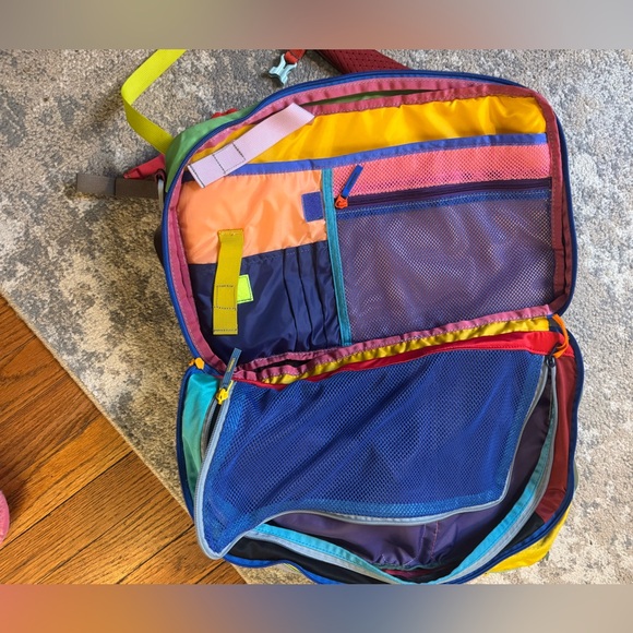 Cotopaxi backpack - Picture 2 of 4